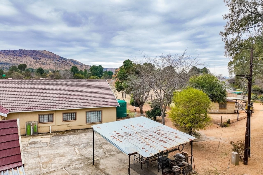 5 Bedroom Property for Sale in Donkerhoek A H North West